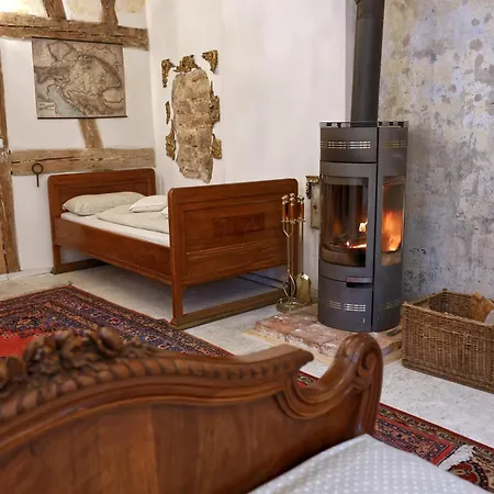 Prinz Eugen & Salome Schloss Weitersroda Daire