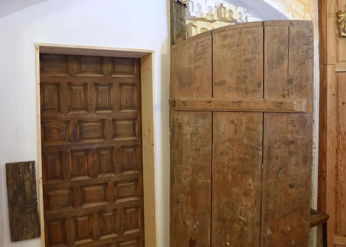 Daire Prinz Eugen & Salome Schloss Weitersroda